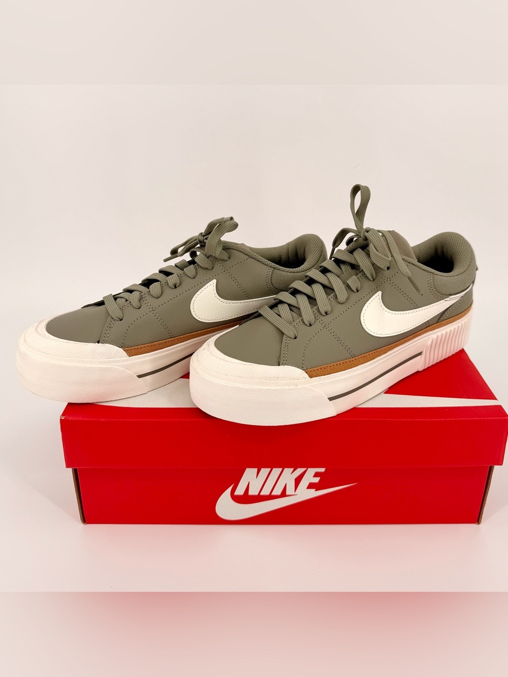 Nike Court Legacy Lift Women’s 8.5 Light Army DM7590-300 New With Box